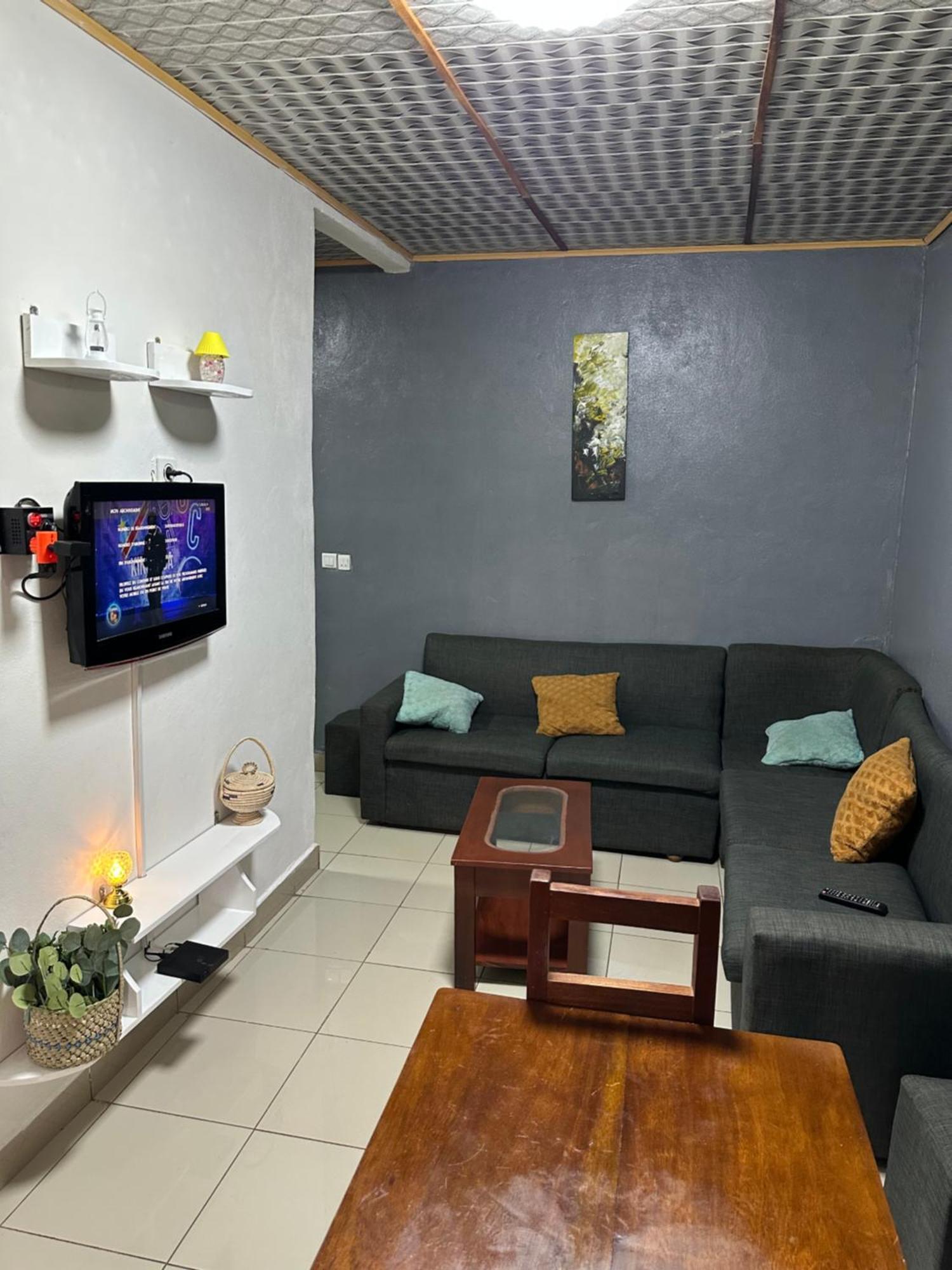 Appartement Les Logis De Nouvelle Route Bastos à Yaoundé Extérieur photo